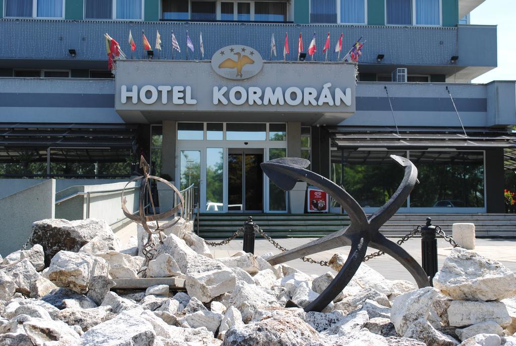 Hotel Kormoran Šamorín 외부 사진