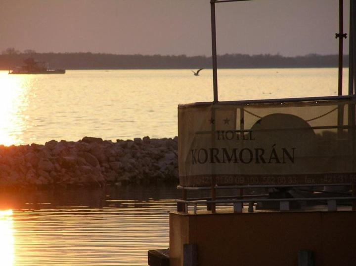 Hotel Kormoran Šamorín 외부 사진